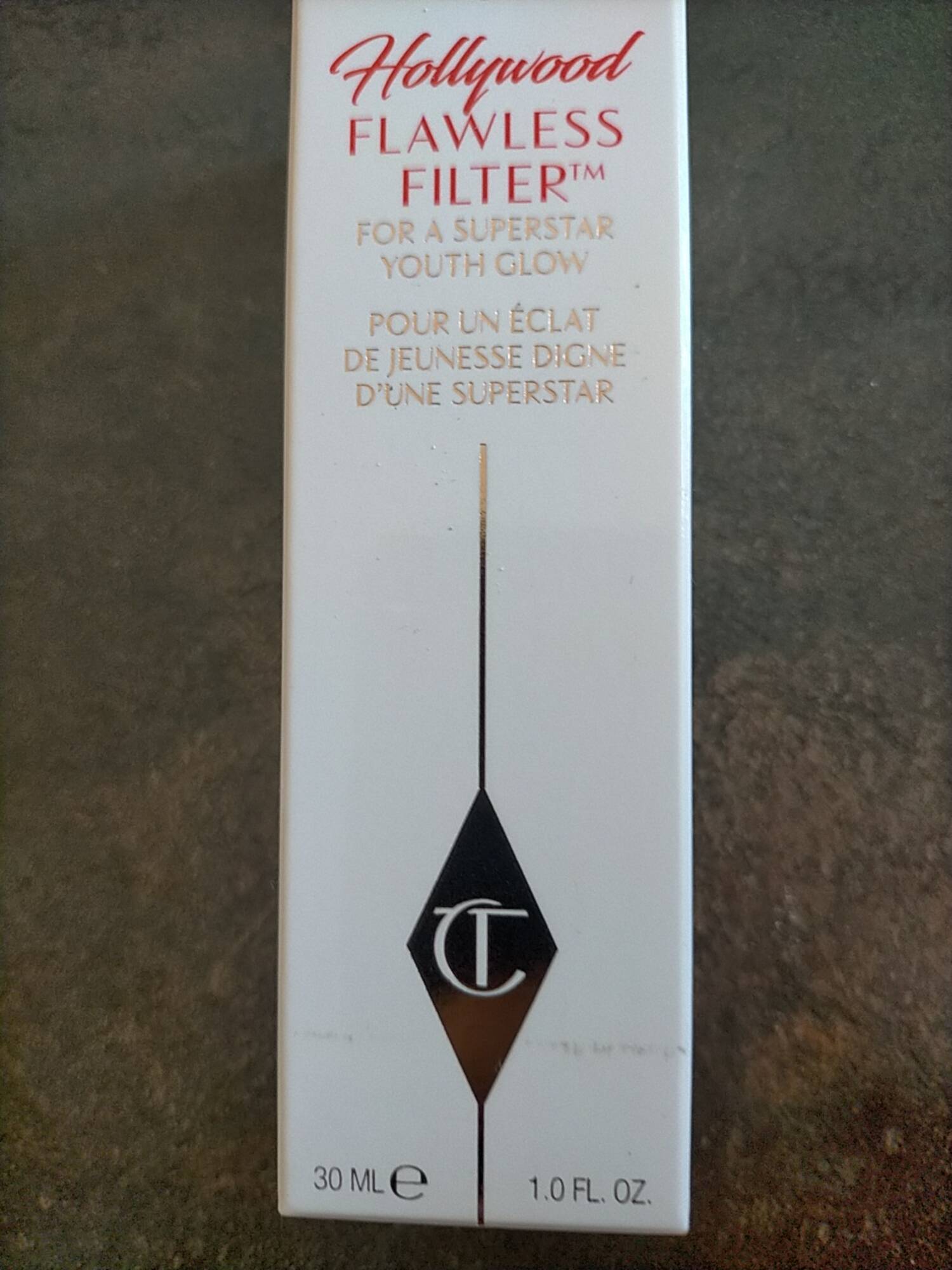 CHARLOTTE TILBURY - Hollywood flawless filter for superstar youth glow