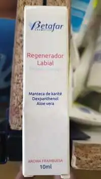 BETAFAR - Regenerador labial repara y protege