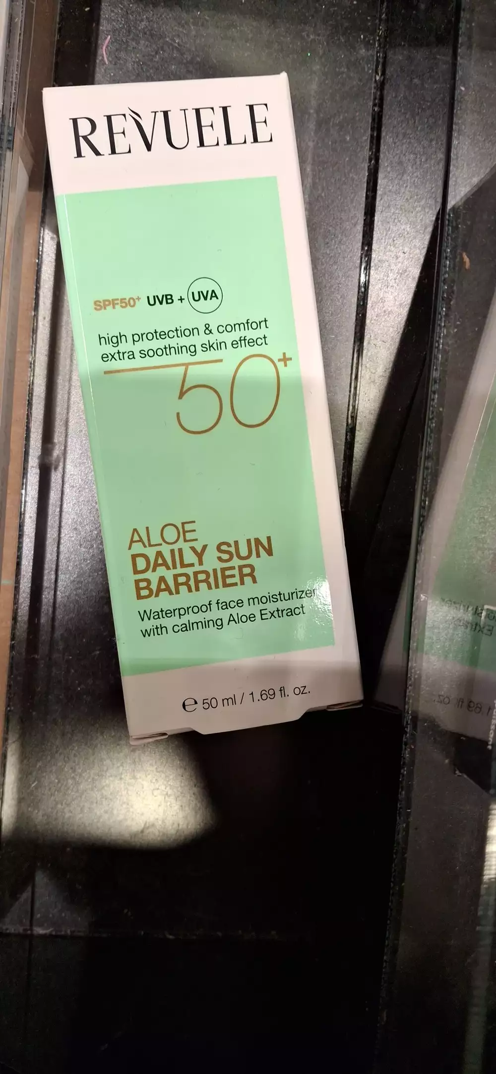 REVUELE - Aloe daily sun barrier SPF 50+