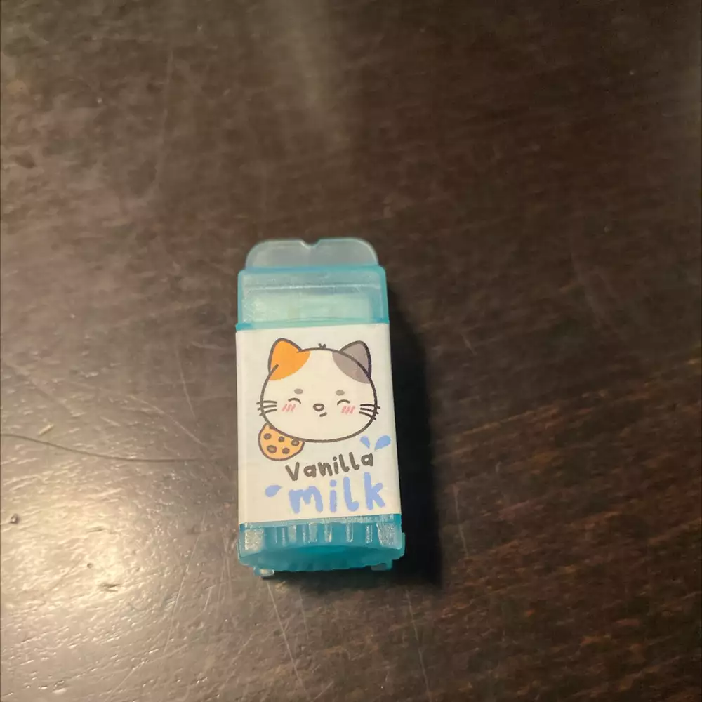 ADORAMALS - Lip balm vanilla milk