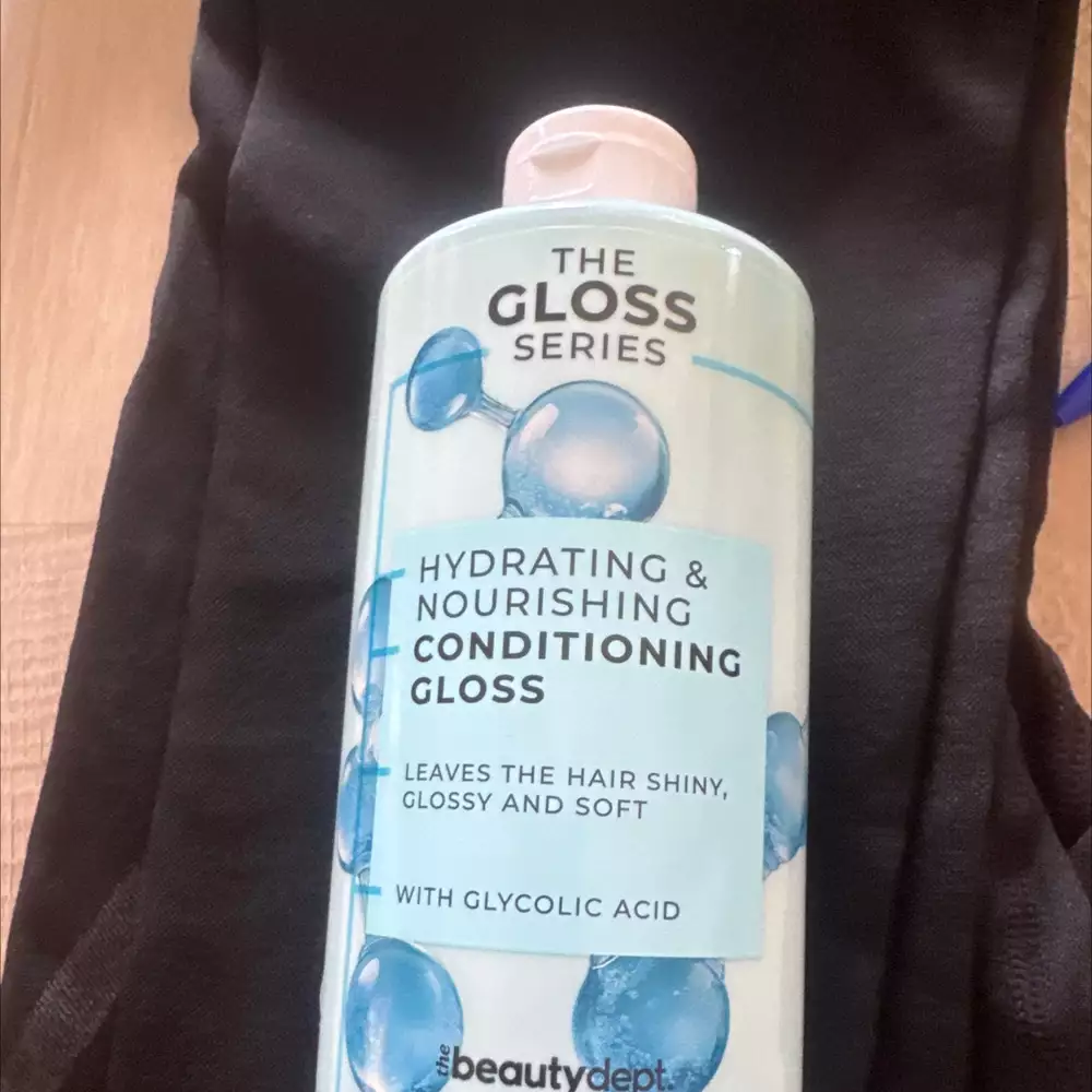 THE BEAUTY DEPT - The gloss series - Conditioning gloss