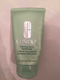 CLINIQUE - Foaming sonic facial soap