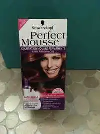 SCHWARZKOPF - Perfect mousse - Coloration mousse permanente 688 rouge bordeaux