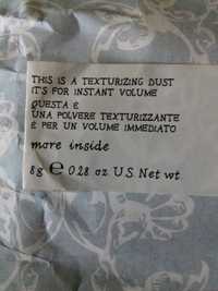 DAVINES - This is a texturizing dust