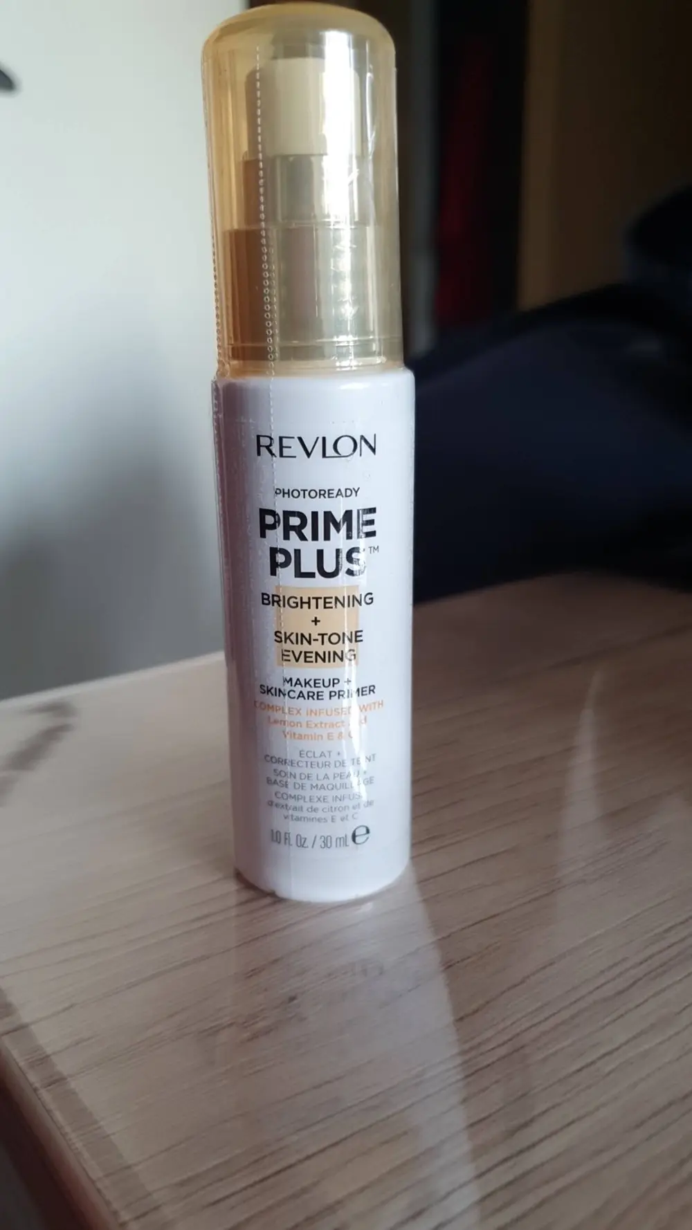 REVLON - Prime plus - Brightening + skin-tone evening