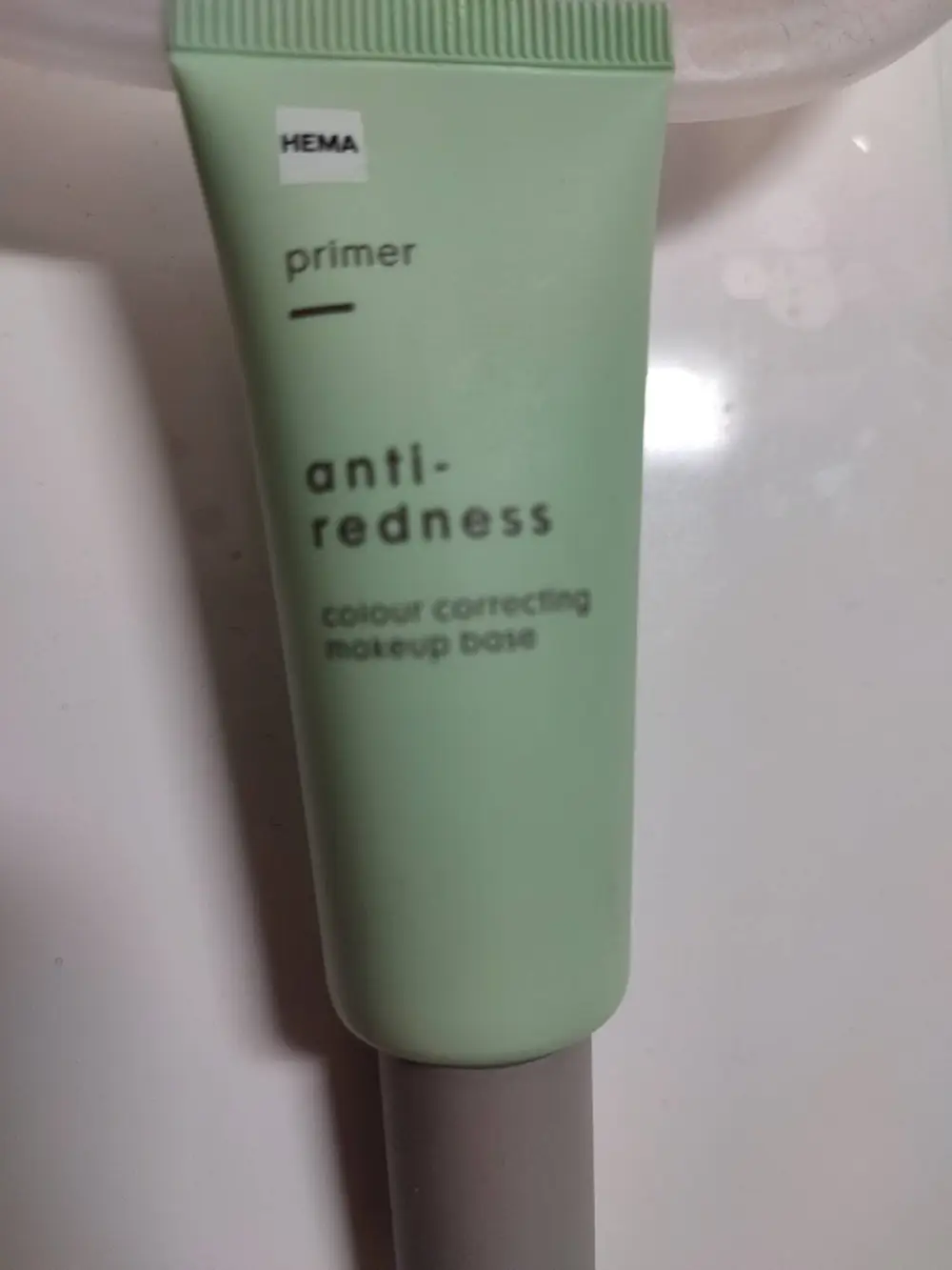 HEMA - Anti-redness primer