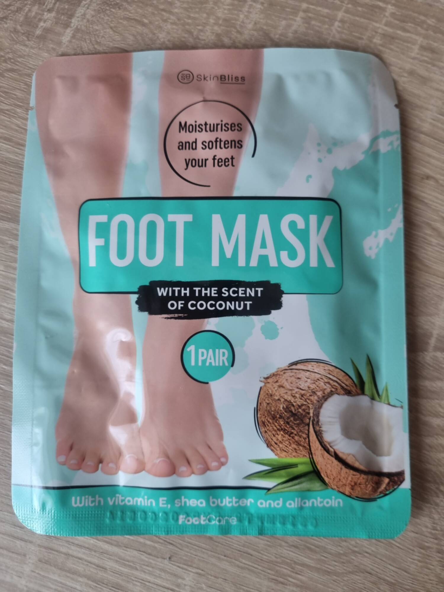 SKINBLISS - Foot mask with the scent of coconut