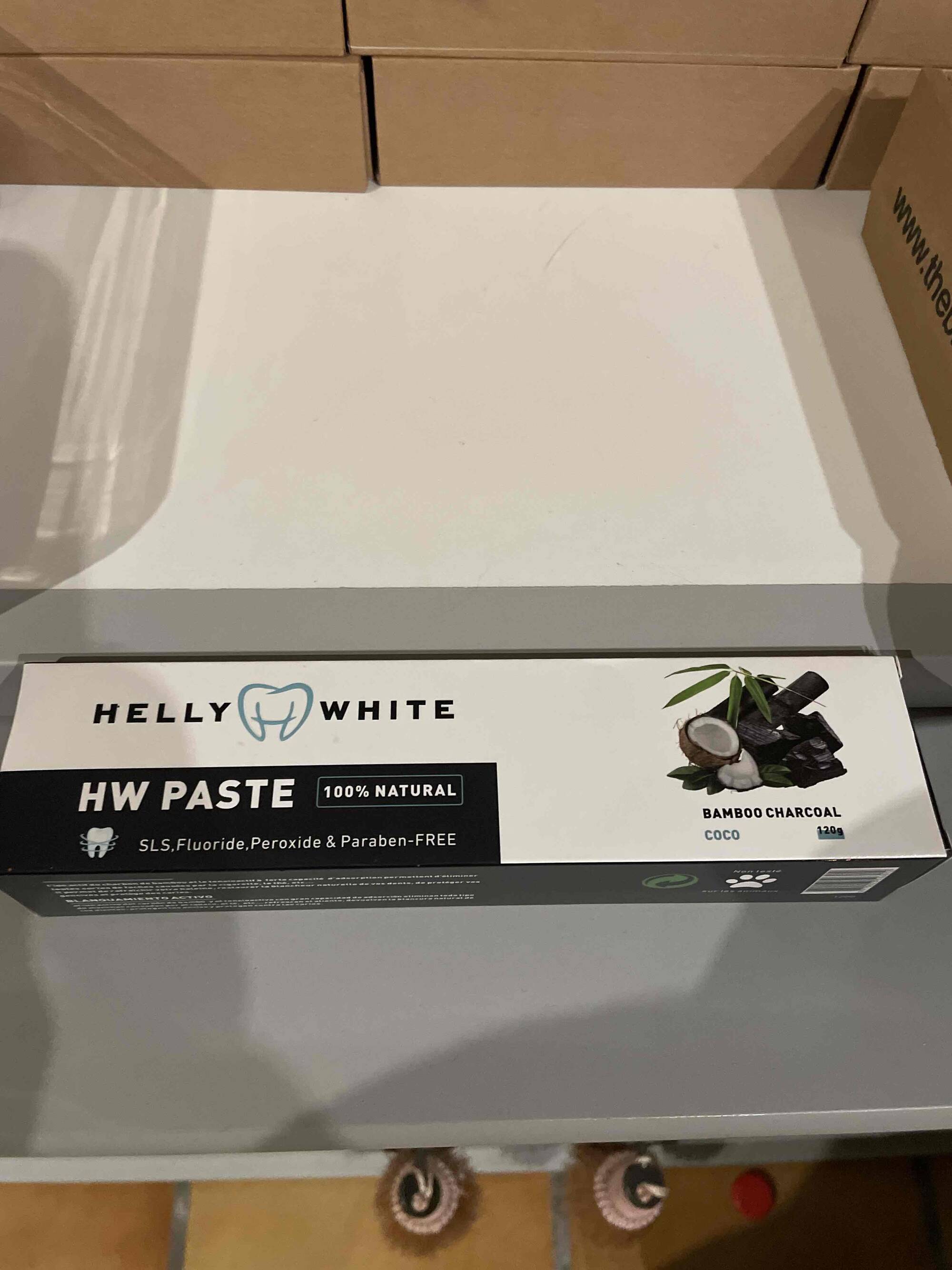 HELLY WHITE - HW paste bamboo charcoal coco