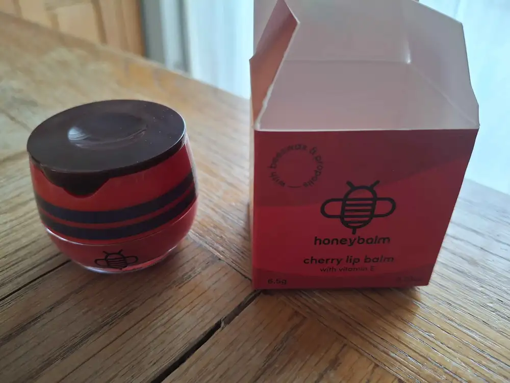 HONEY BALM - Cherry lip balm