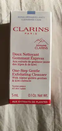 CLARINS - Doux nettoyant gommant express