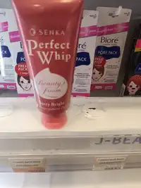 SENKA - Perfect whip berry bright - Beauty foam