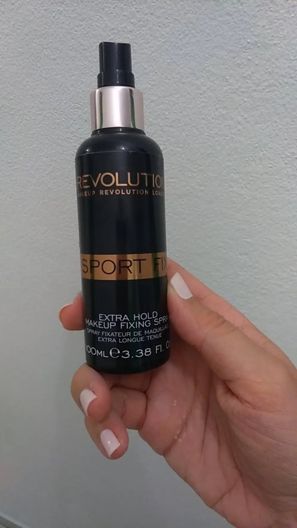 MAKEUP REVOLUTION - Sport fix - Spray fixateur de maquillage extra longue tenue