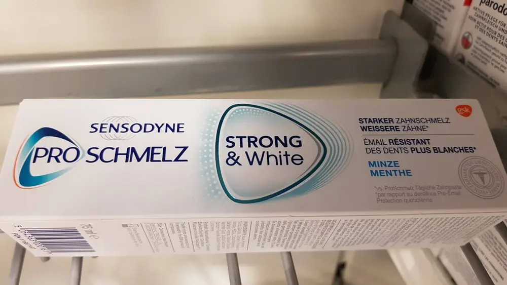 SENSODYNE - Proschmelz strong & white - Zahnpasta