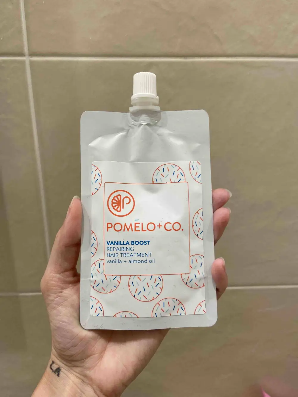 POMELO-CO - Vanilla boost - Repairing hair treatment