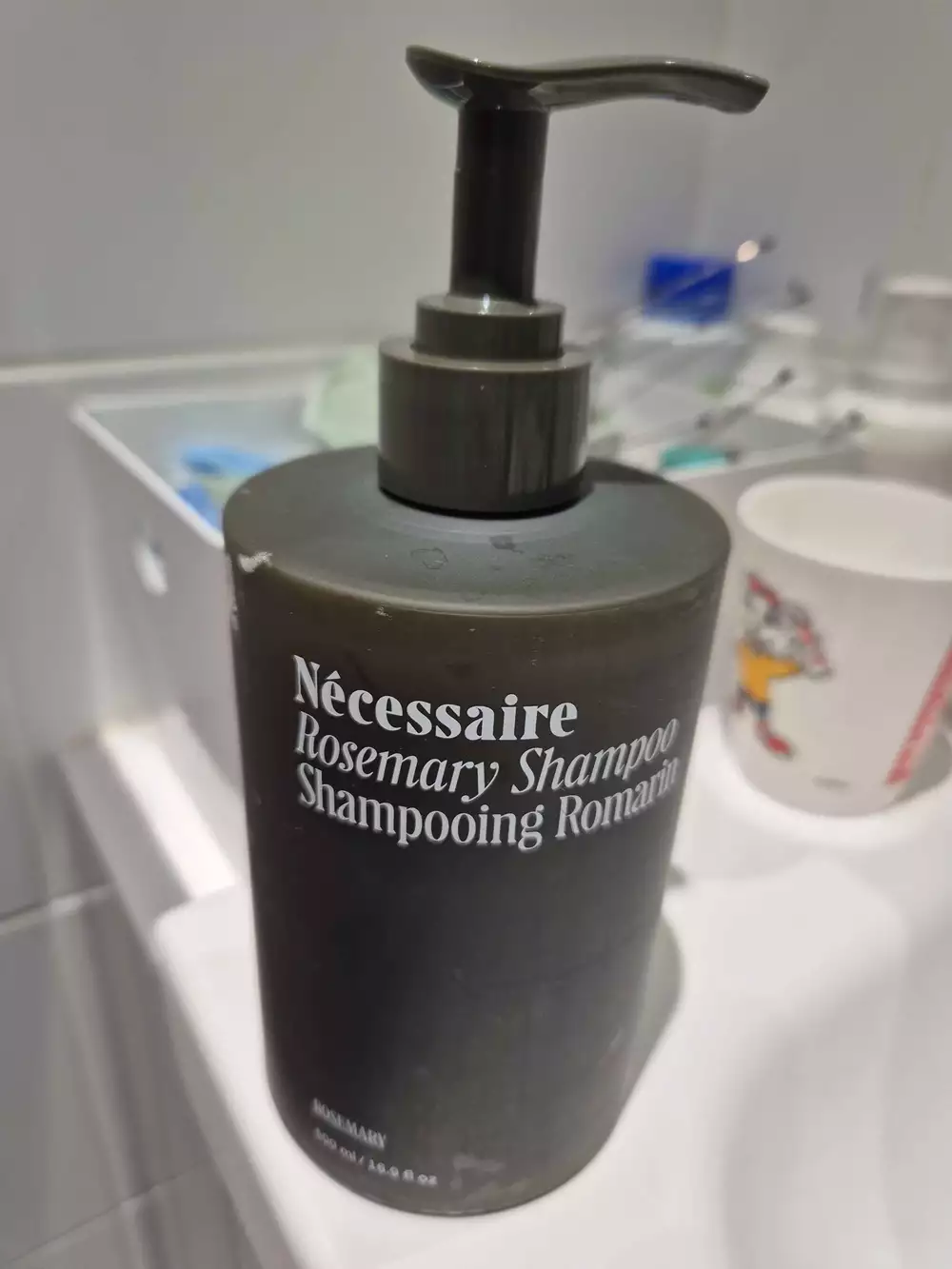 NÉCESSAIRE - Shampooing romarin