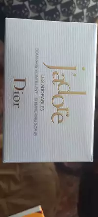 DIOR - J'adore les adorables - Gommage scintillant