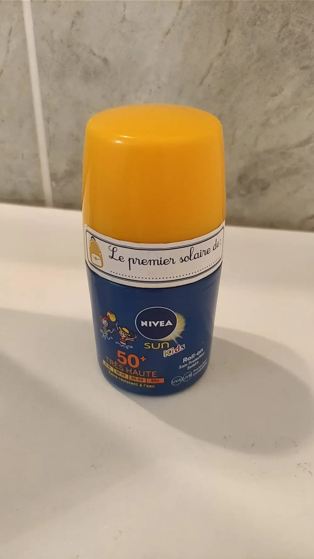 NIVEA - Sun kids - Roll-on soin protecteur solaire 50+