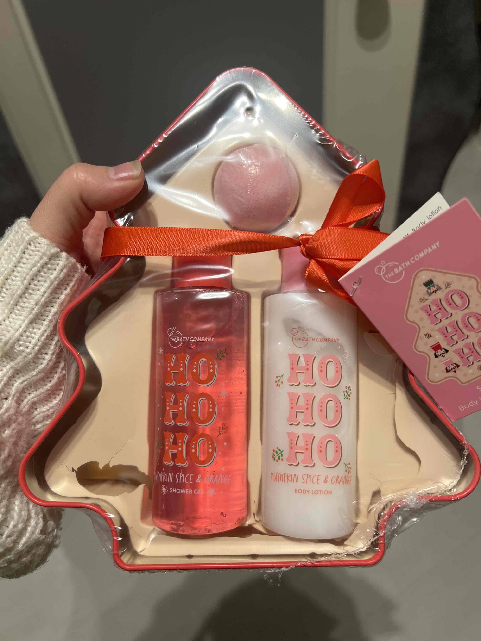 THE BATH COMPANY - Ho Ho Ho!!! - Shower gel & Body lotion