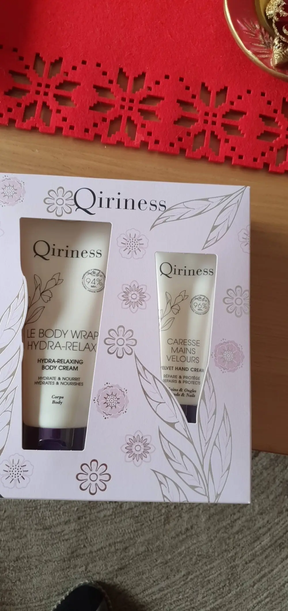 QIRINESS - Coffret le body wrap hydra-relax et caresse mains velours