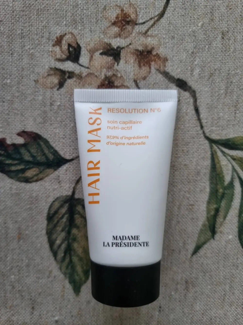 MADAME LA PRÉSIDENTE - Resolution N°6 - Hair mask