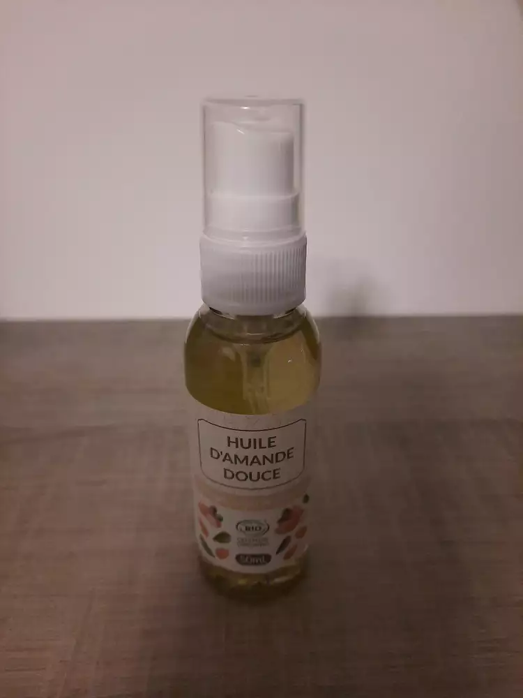 CHARTE COSMEBIO - Huile d’amande douce 