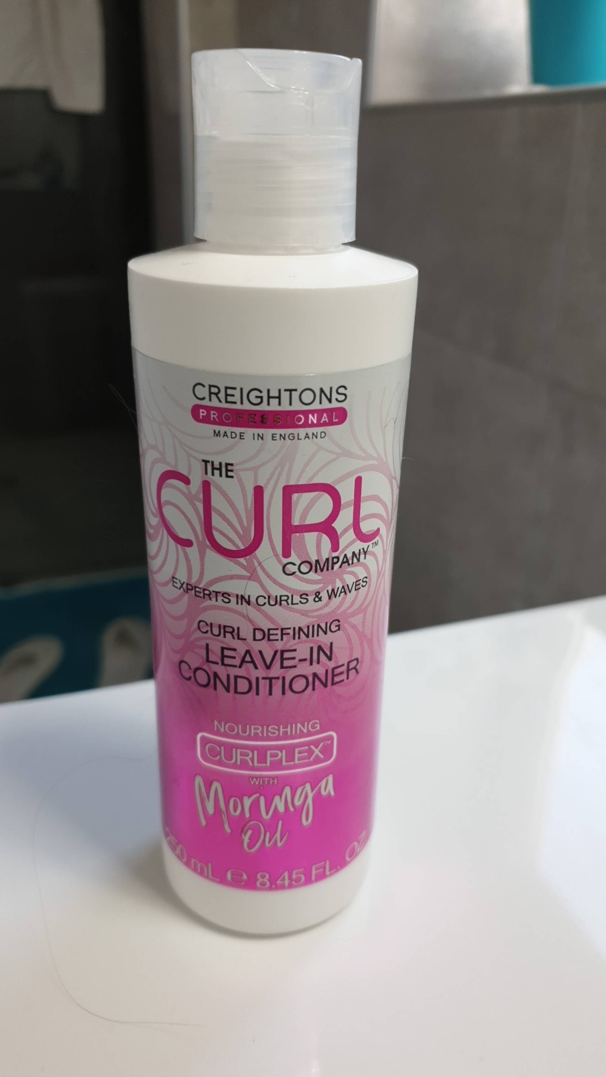 CREIGHTONS - The curl company - Curl defining