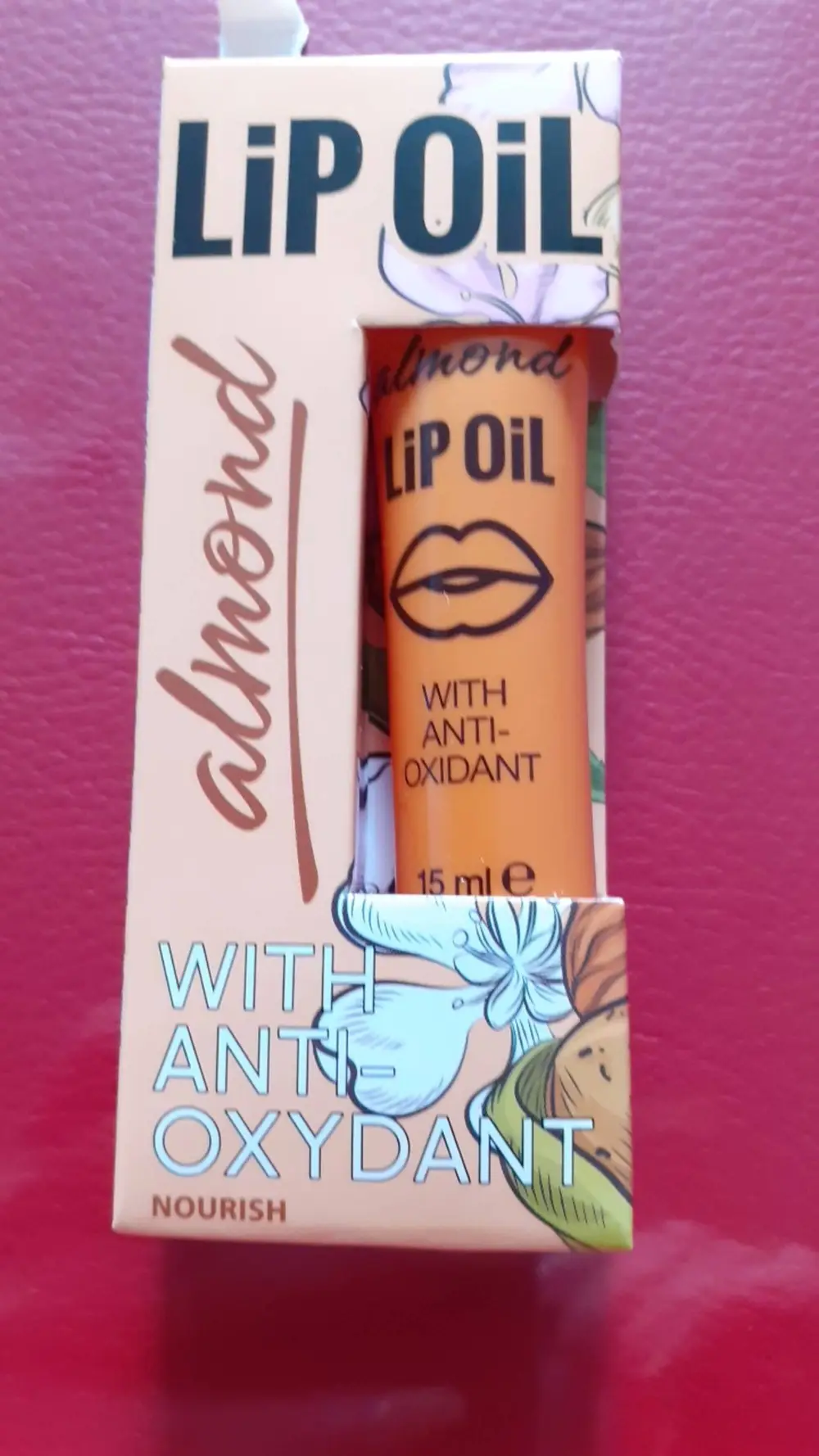 MAXBRANDS - Almond - Lip oil