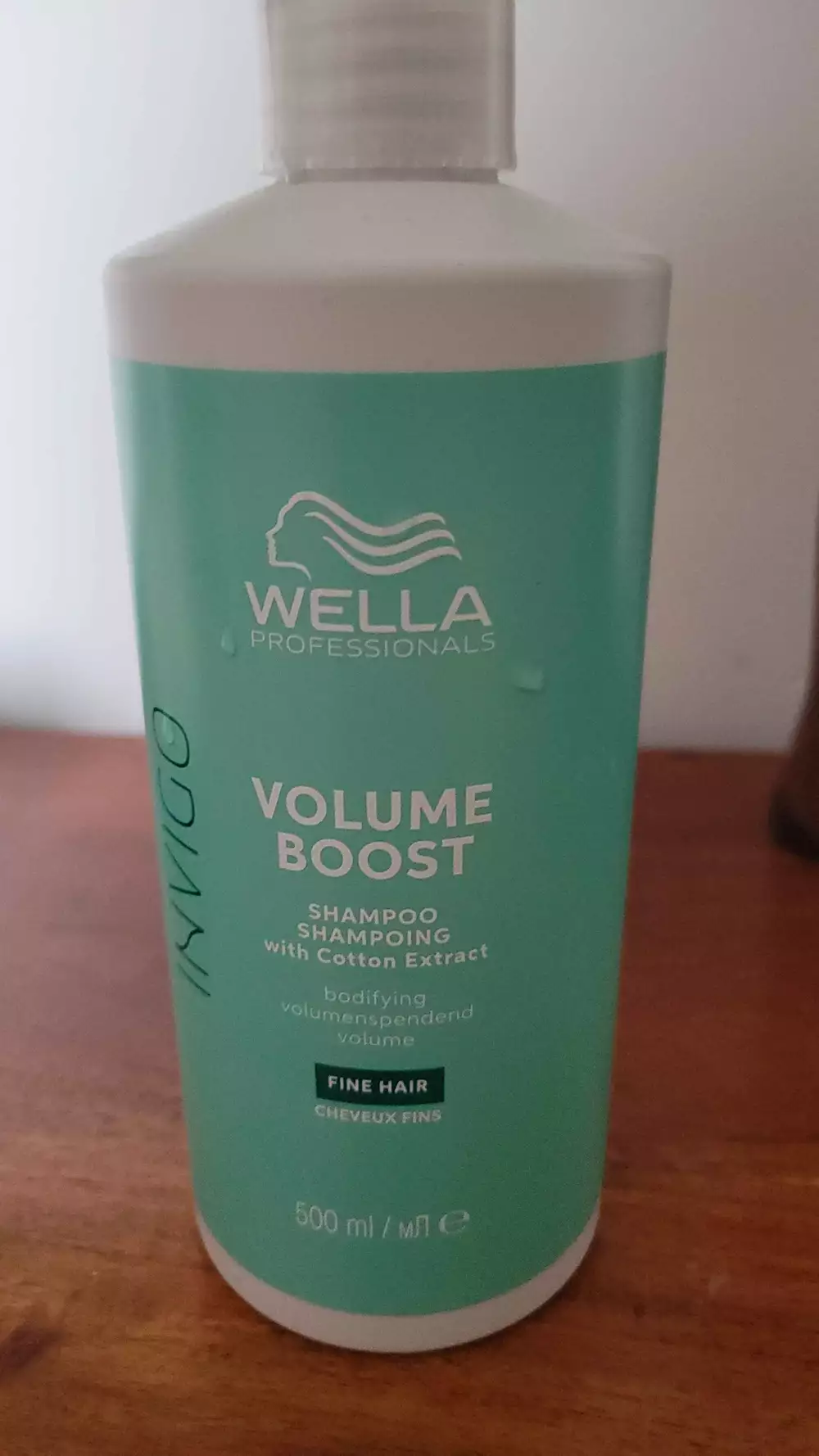 WELLA - Shampooing with cotton extract volume boost