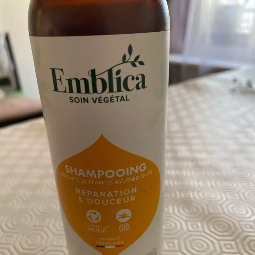 EMBLICA - Soin végétal - Shampooing réparation & douceur