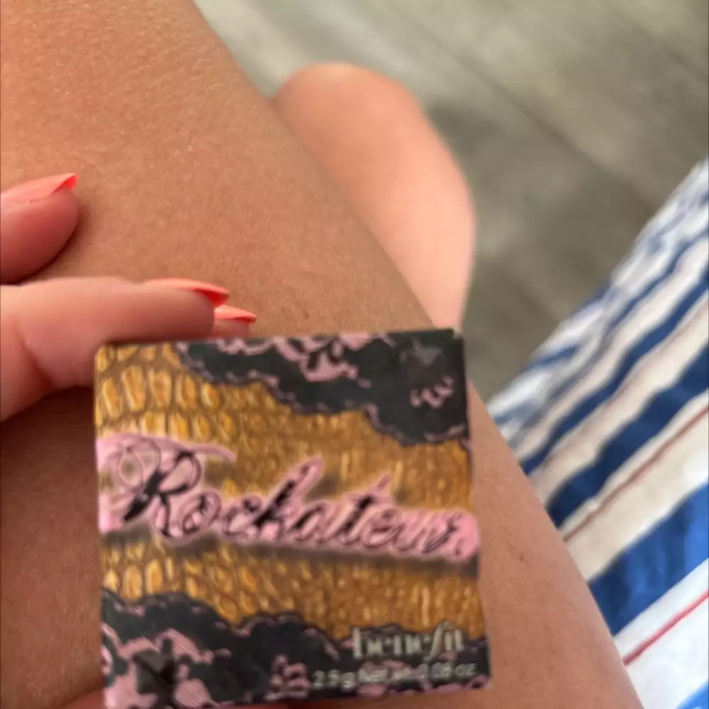 BENEFIT - Rockateur blusher