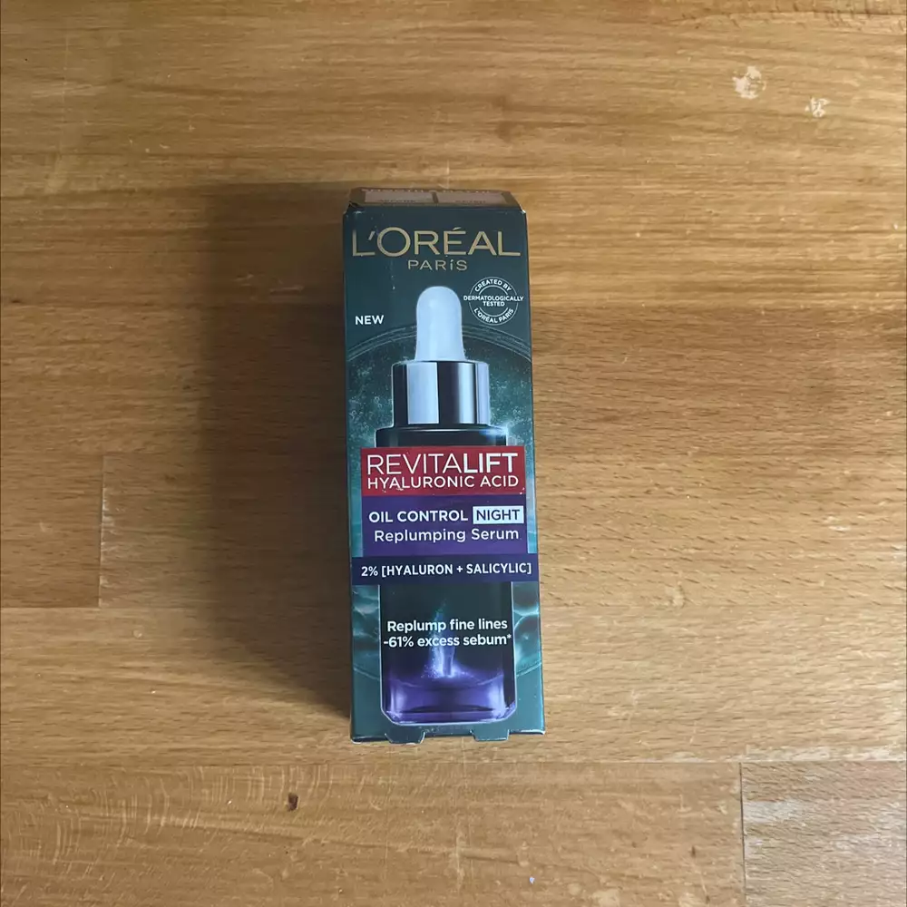 L'ORÉAL - Revitalift hyaluronic acid - Oil control night