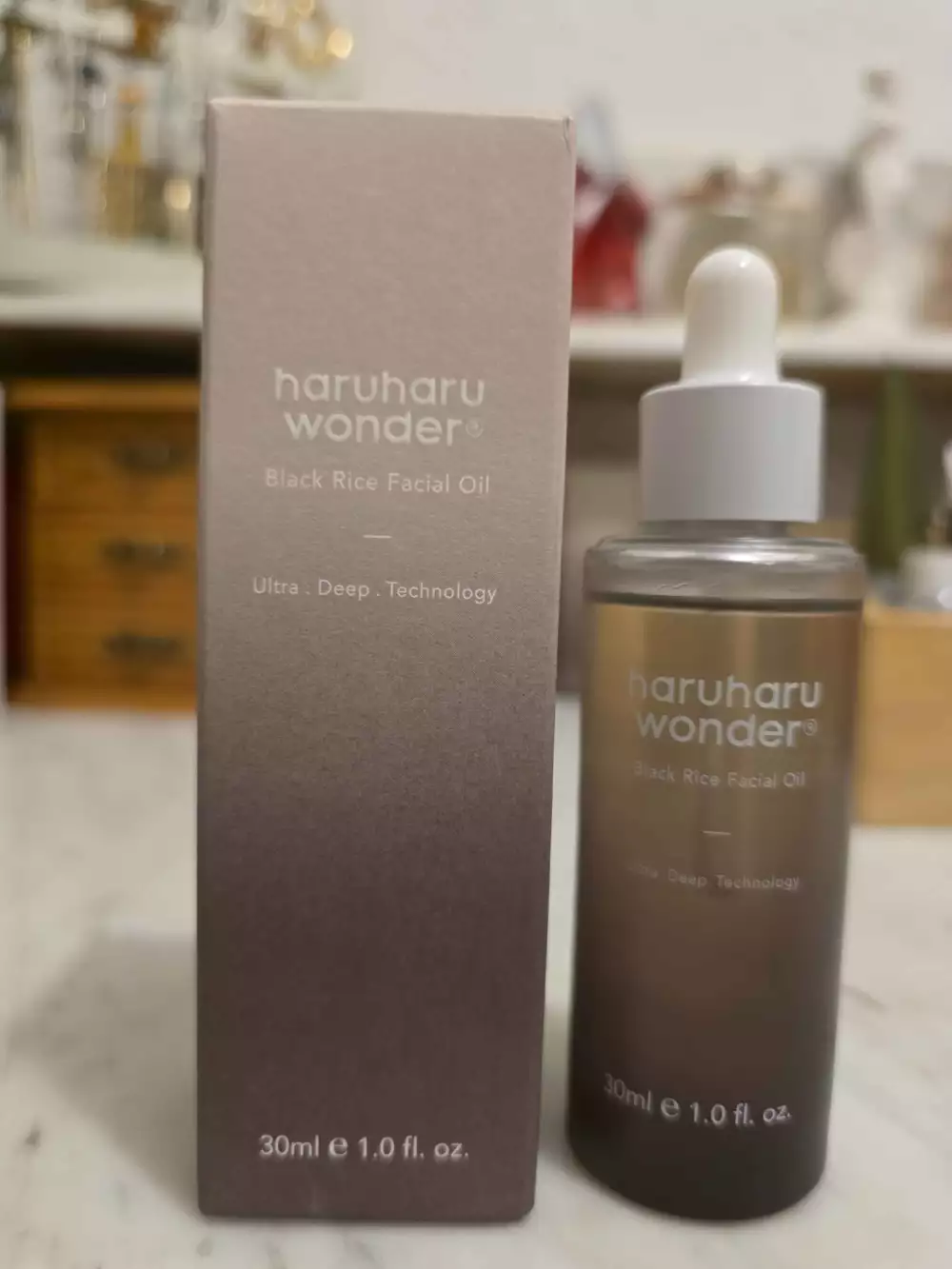 HARUHARU WONDER - Black rice facial oil