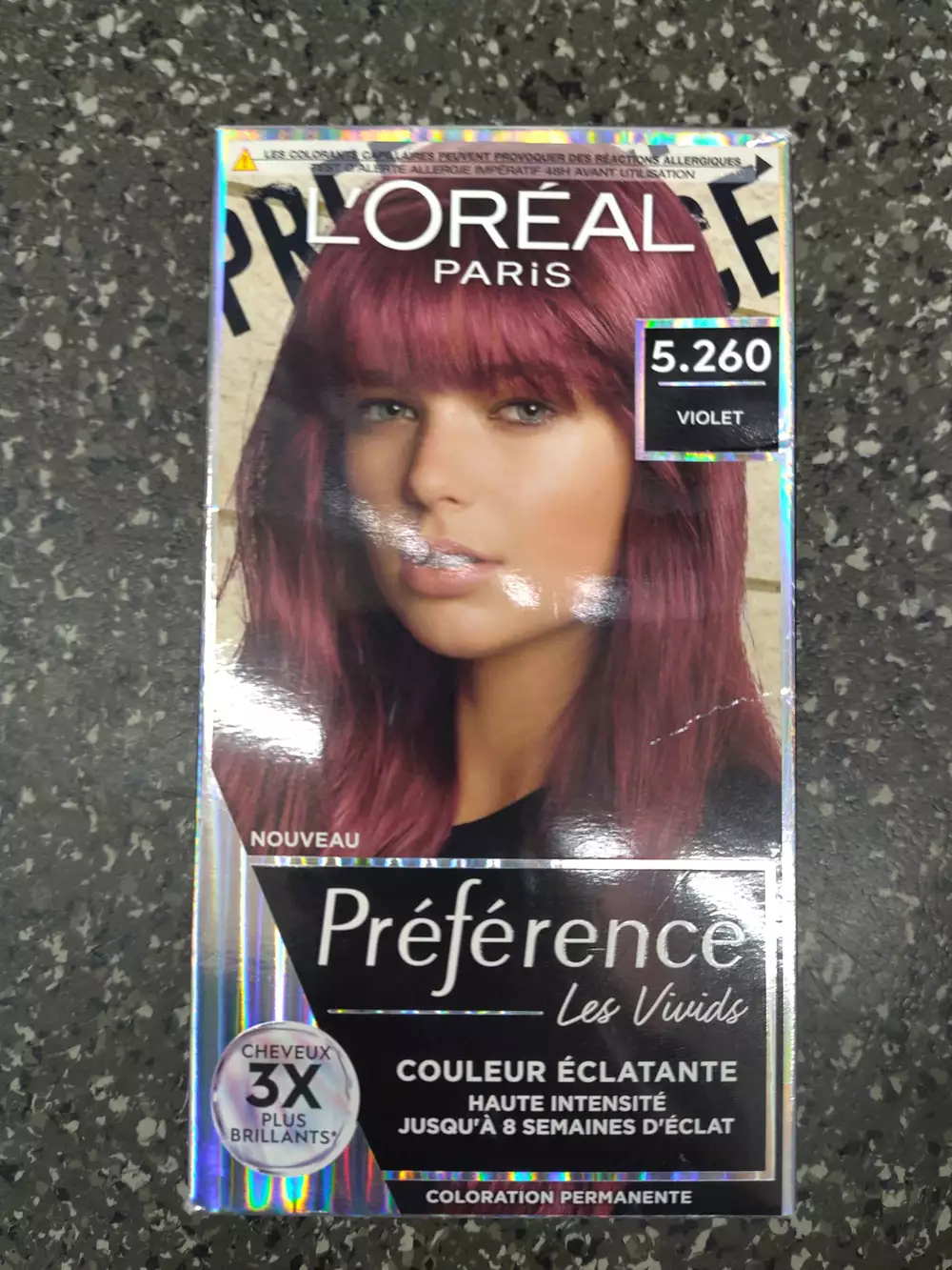 L'ORÉAL - Préférence les vivids - Coloration permanente 5.260 violet