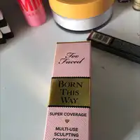TOO FACED - Born this way - Multi-usage sculpting concealer