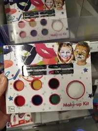 SANS MARQUE - Make-up kit