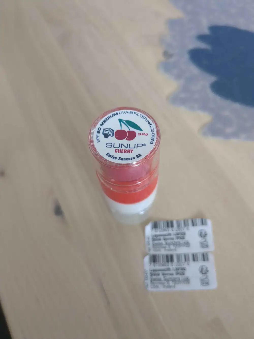 SUNLIP - Cherry - Sunlip SPF20 medium