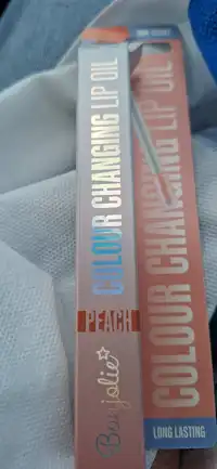 BONJOLIE - Colour changing lip oil peach