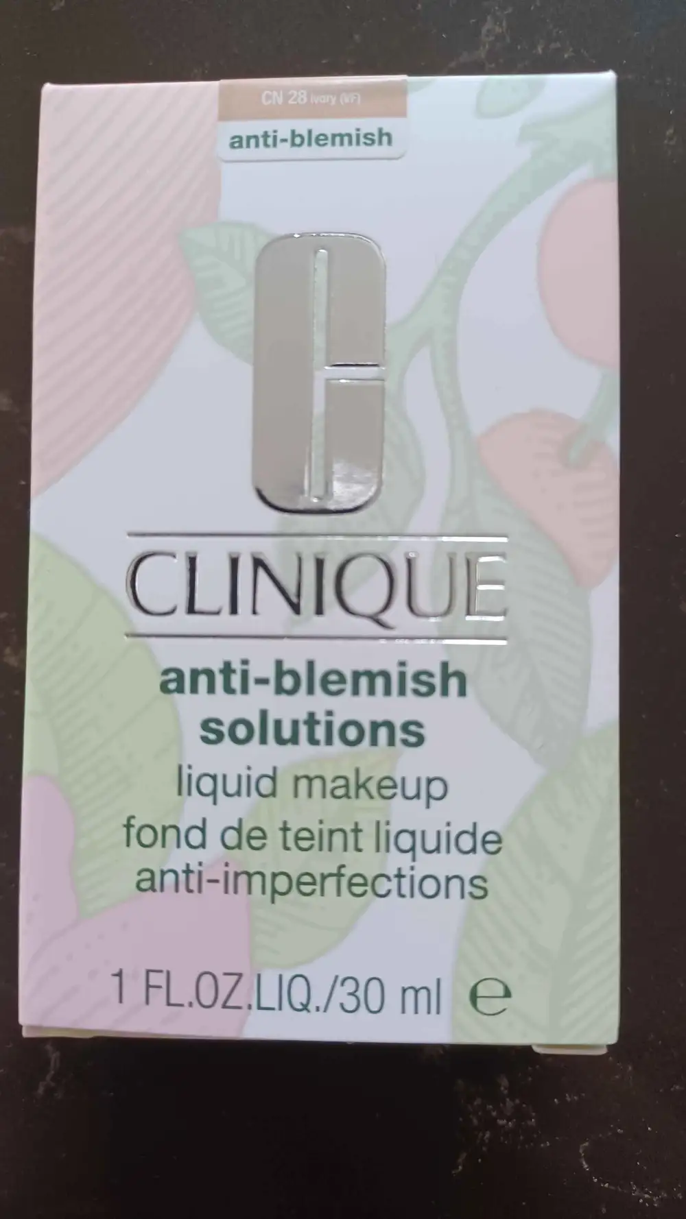 CLINIQUE - Fond de teint liquide anti-blemish solutions CN 28 ivory