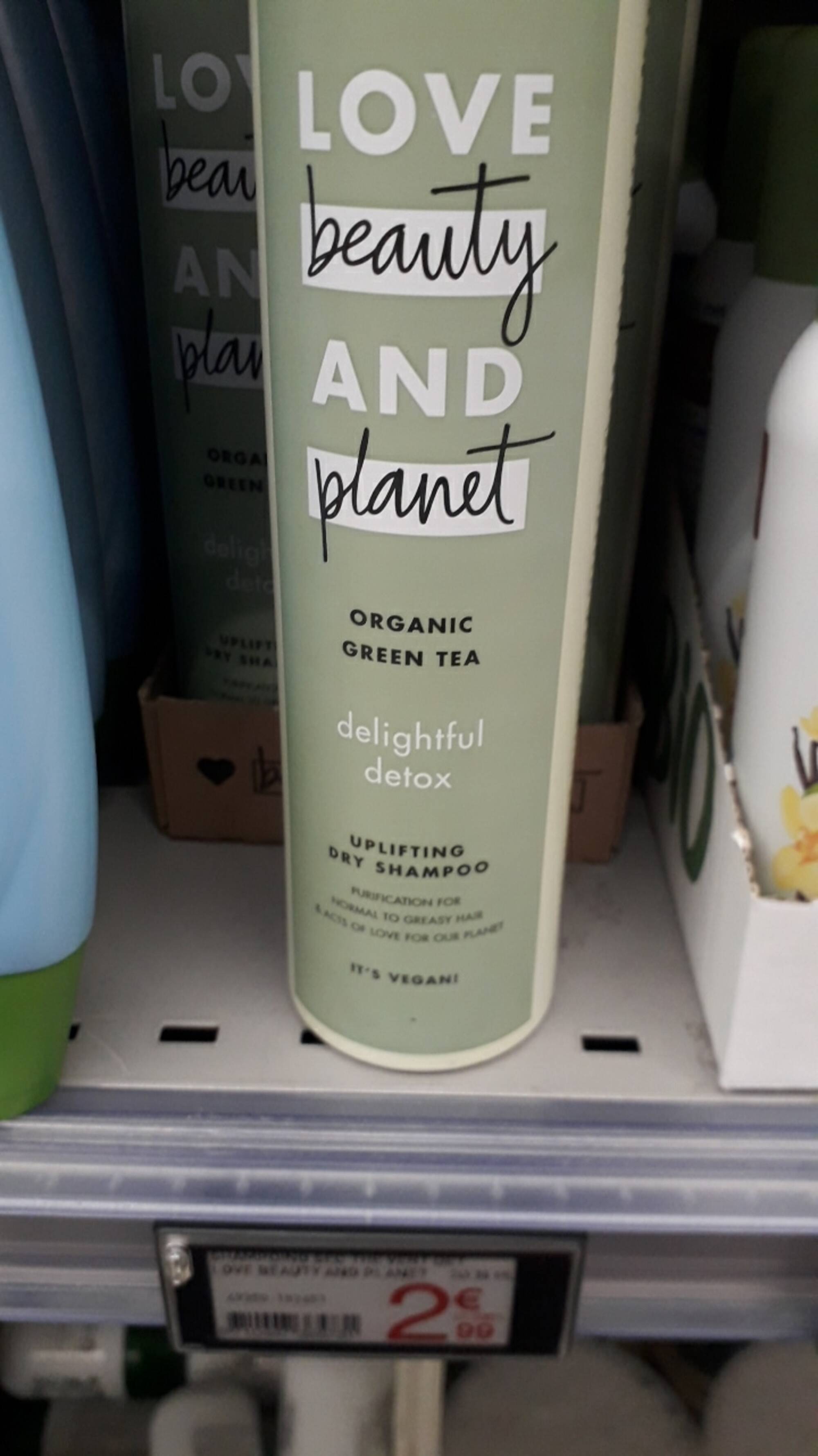 LOVE BEAUTY AND PLANET - Organic green tea - Uplifting dry shampoo