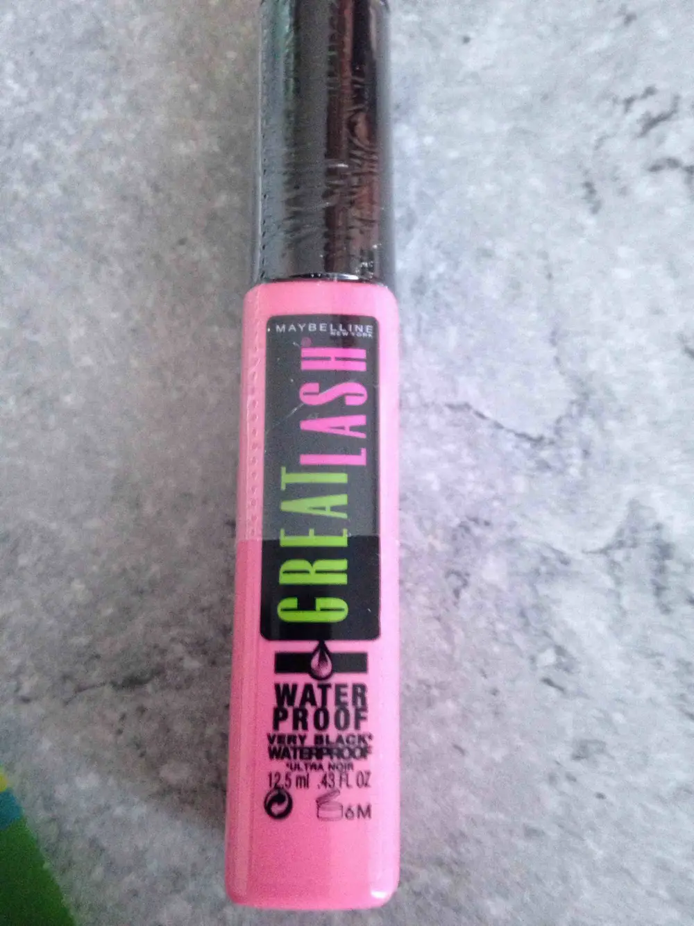 MAYBELLINE - Great lash - Waterproof ultra noir