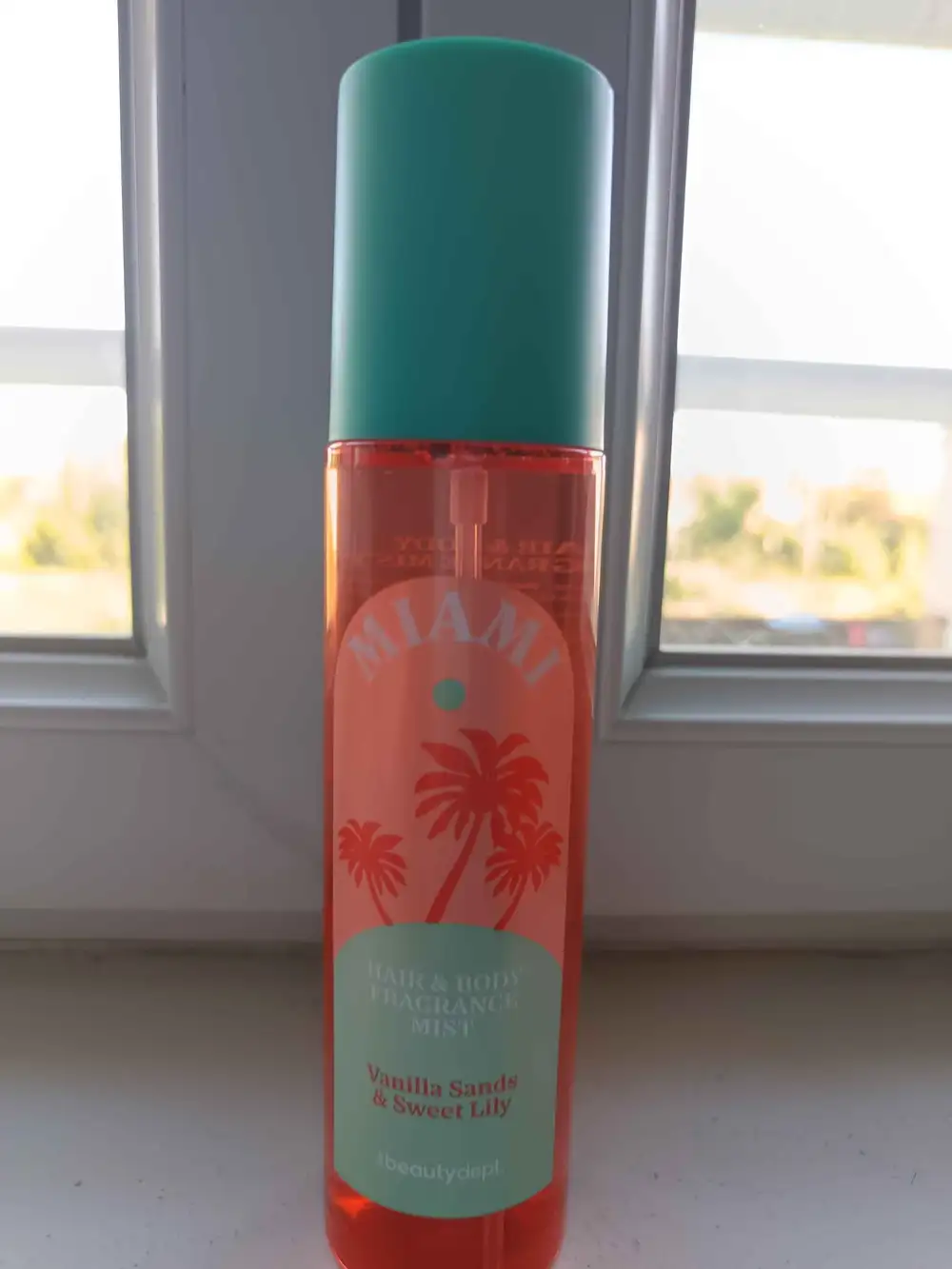 BEAUTYDEPT. - Miami - Hair & body fragrance mist vanilla sands & sweet lily