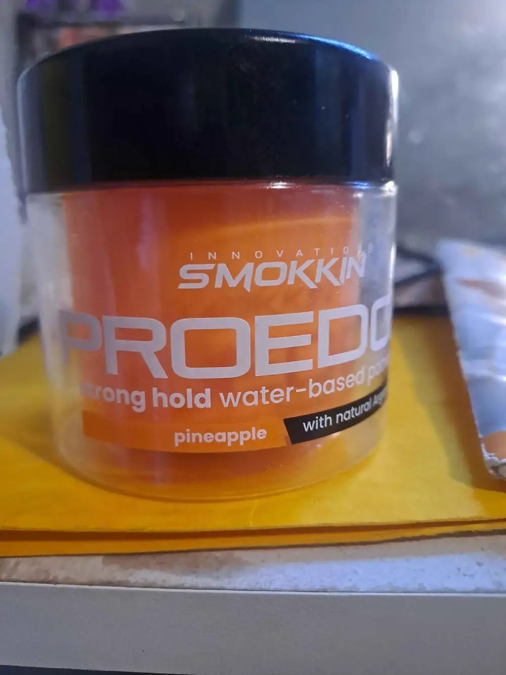 INNOVATION SMOKKIN - Proedge - Strong hold water-based pomade pineapple