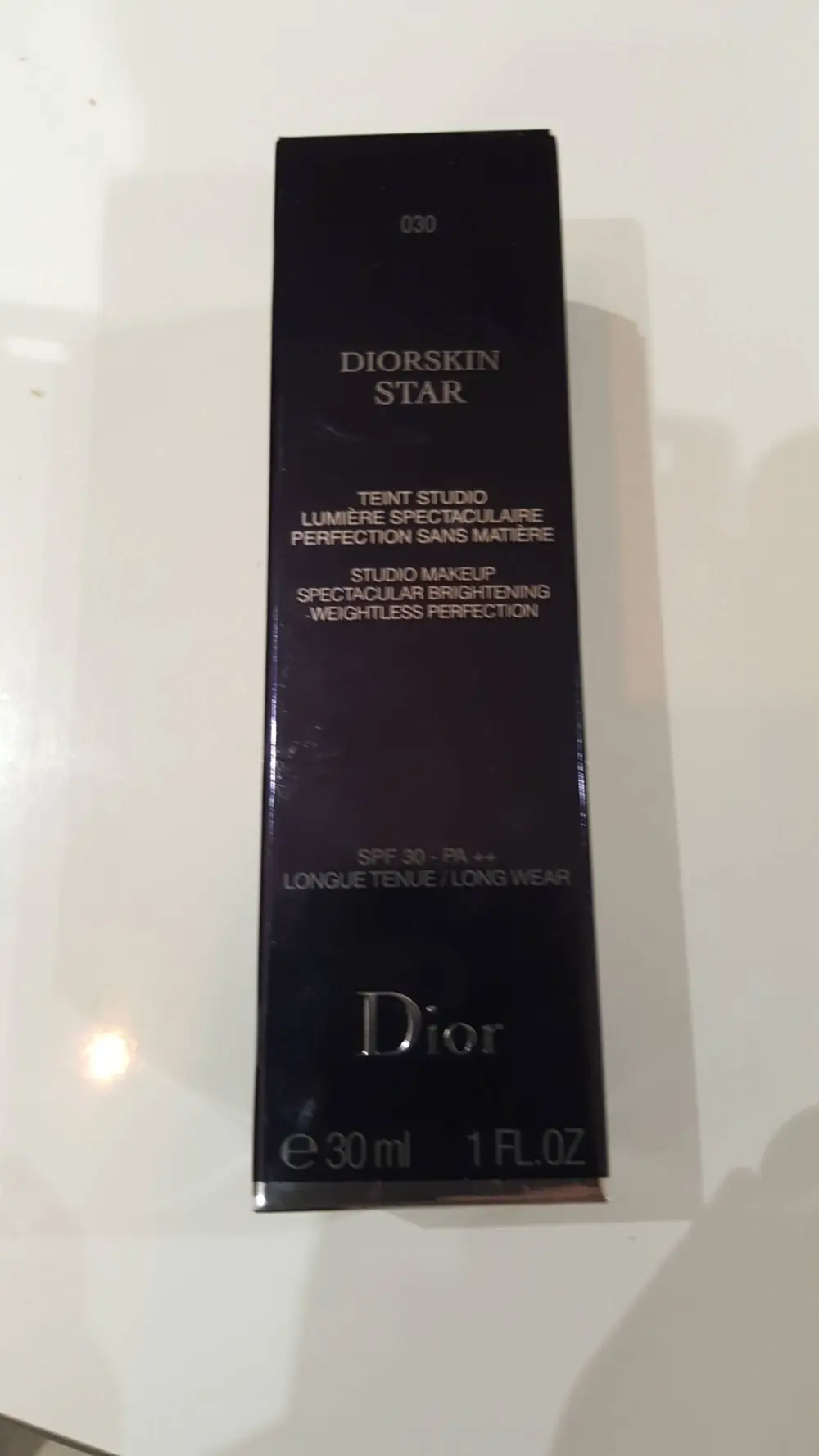 DIOR - Diorskin star - Teint studio lumière spectaculaire SPF 30 PA++ - 030