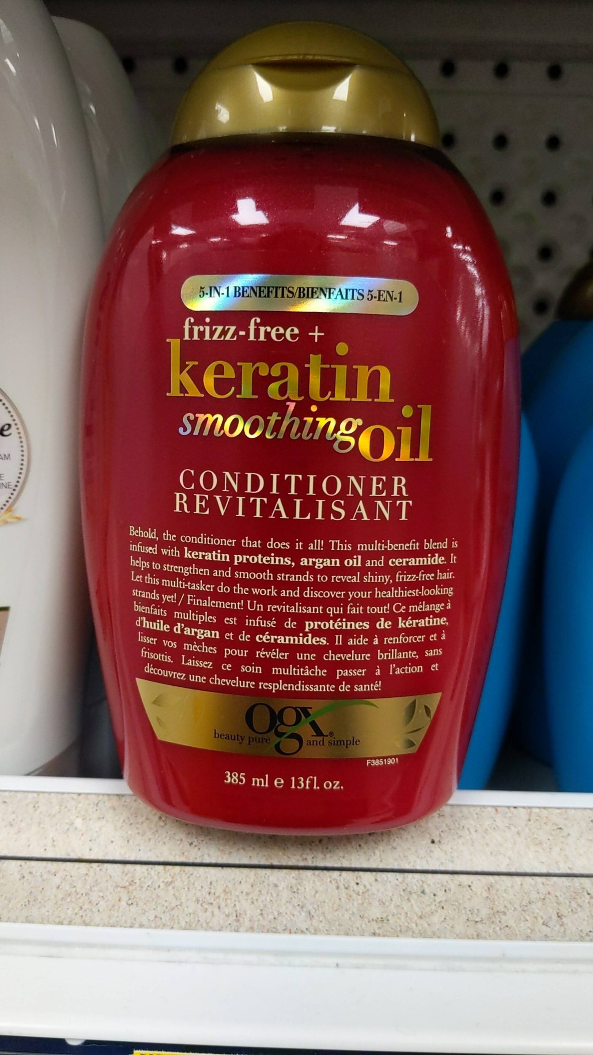 OGX - Frizz-free + keratin smoothing oil conditioner
