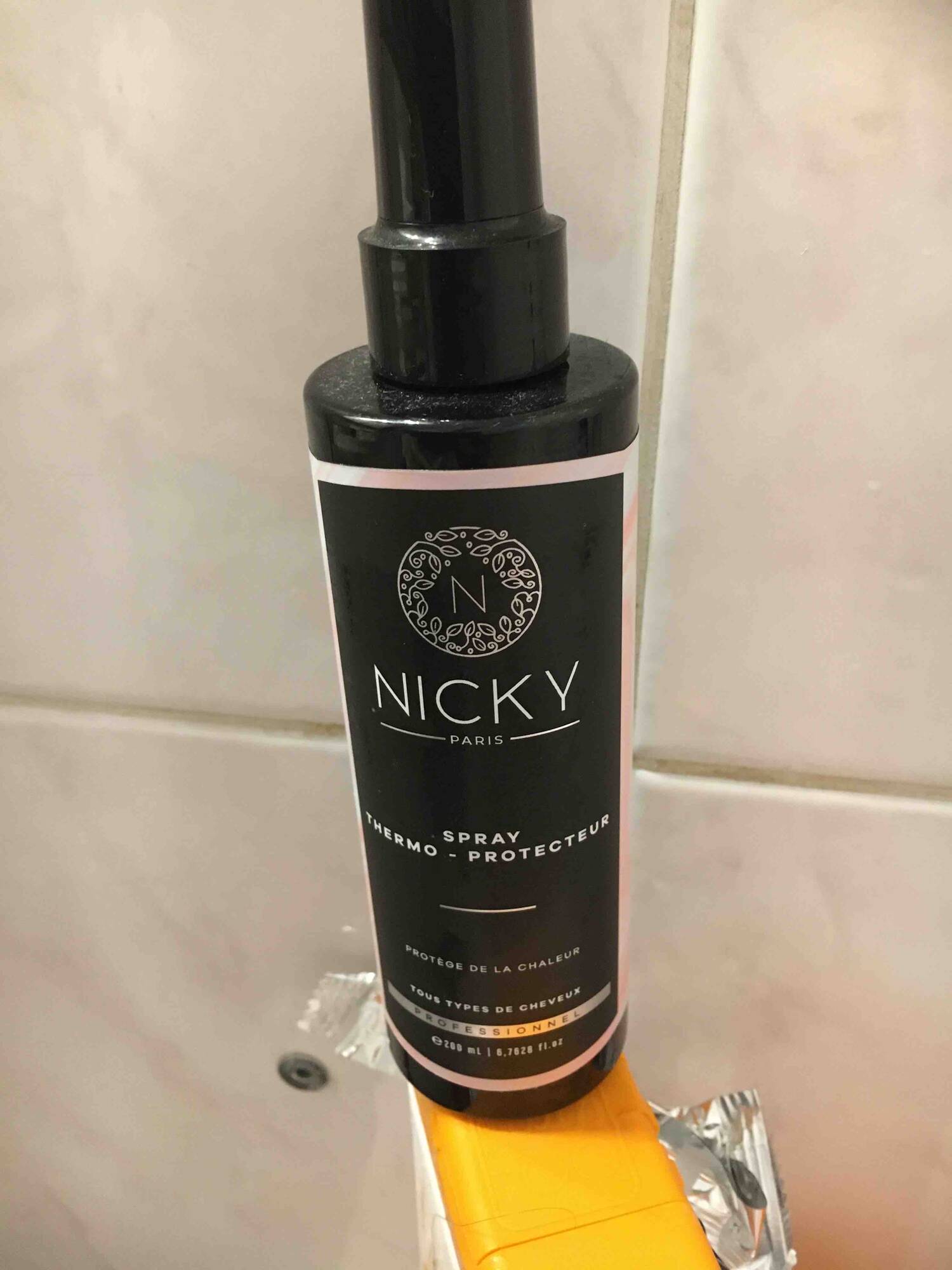 NICKY PARIS - Spray thermo-protecteur