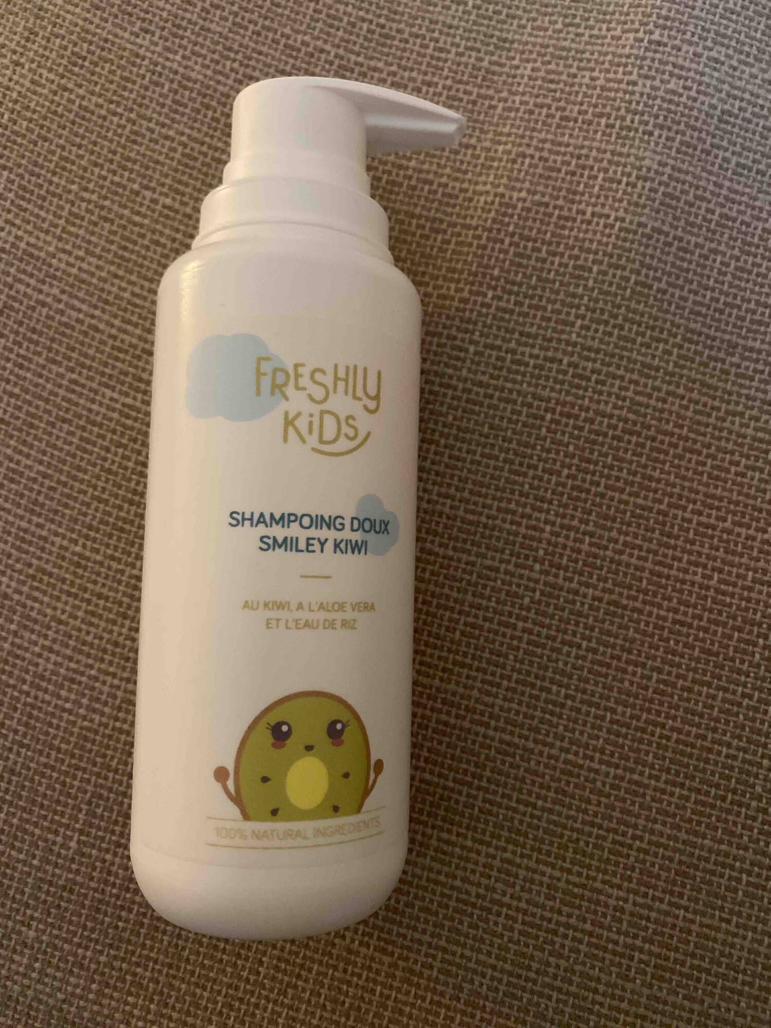 FRESHLY COSMETICS - Kids Smiley kiwi - Shampooing doux