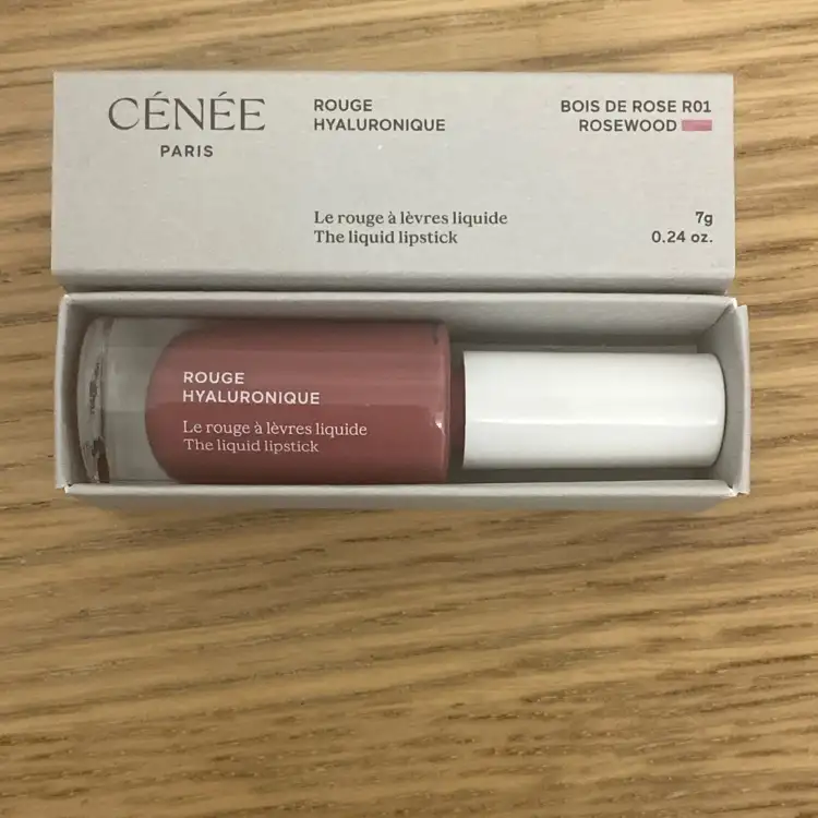 CÉNÉE - Le rouge à lèvres liquide bois de rose R01