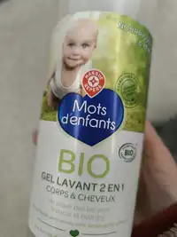 MARQUE REPÈRE - Mots d'enfants - Gel lavant 2 en 1 bio corps & cheveux