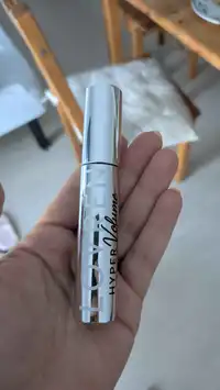 LOVREN - Mascara hyper volume