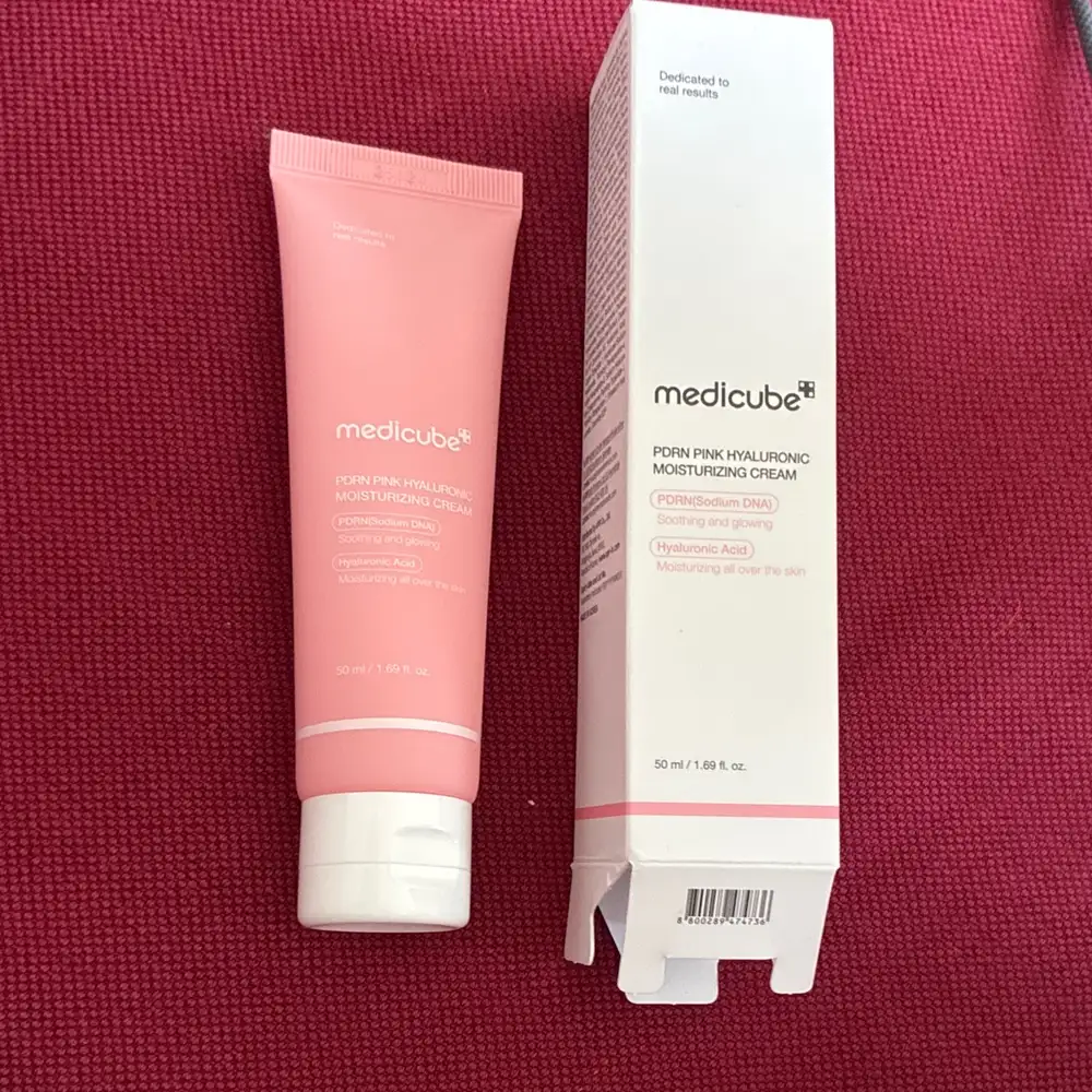 MEDICUBE - PDRN pink hyaluronic moisturizing cream